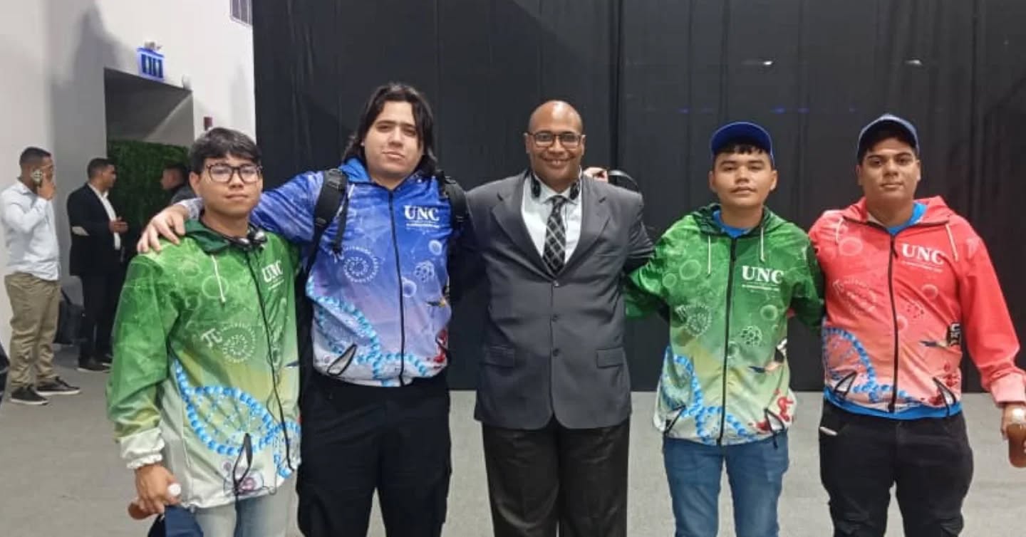 Jóvenes Apureños Protagonistas en el 1er Congreso Internacional Convergencias Científicas