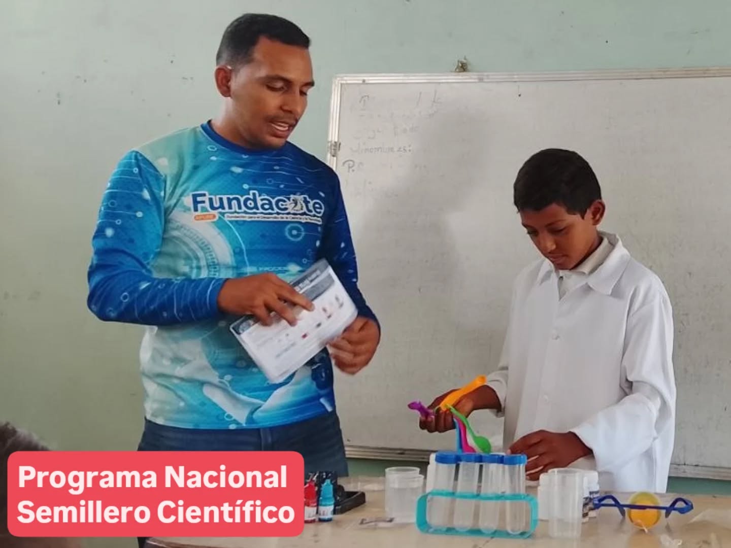 Estudiantes de la Escuela Primaria Belén San Juan se sumergen en el mundo de la química