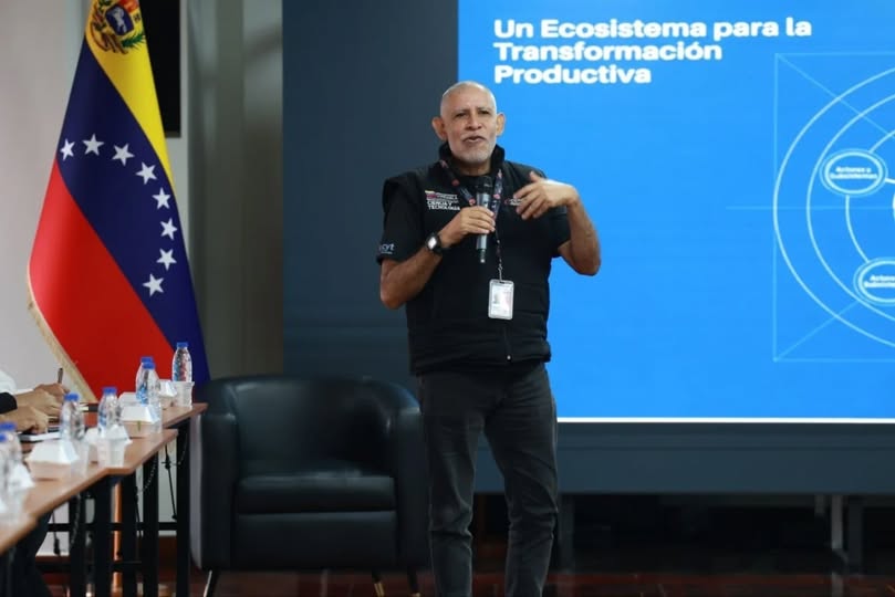 Sostuvimos una reunión con los integrantes del Sistema Nacional de Ciencia, Tecnología e Innovación (SNCTI) para coordinar acciones que impulsen el desarrollo científico en el país.